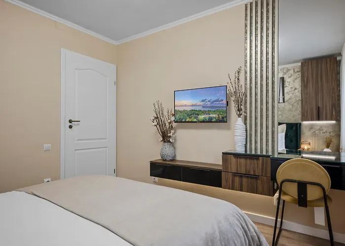 Awesome * Βουκουρέστι