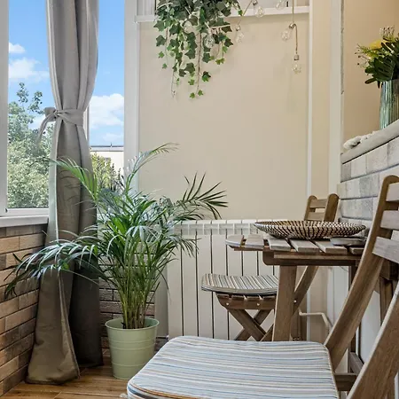 Awesome بوخارست